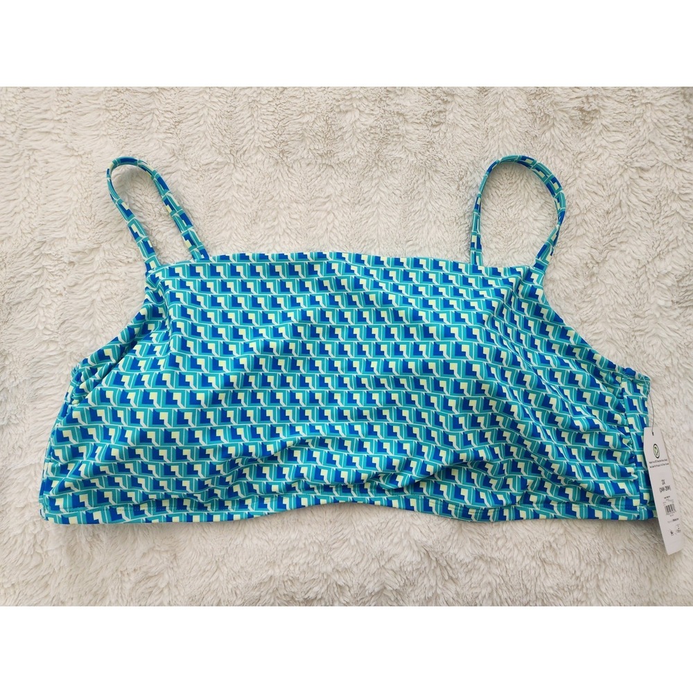 Time and Tru Women's Swim Top 3X 24W-26W Blue Geometric Pattern‎ NWT